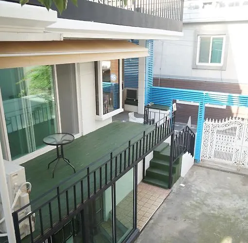Pensión Hongdae Nanu Kpop 2*